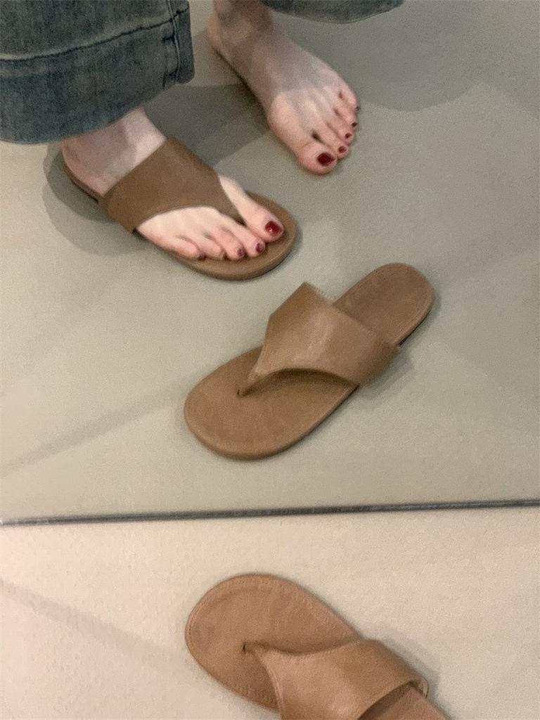 Niche Design Half Slippers Women's Shoes Fashion Toe Flat Bottom Holiday Drag