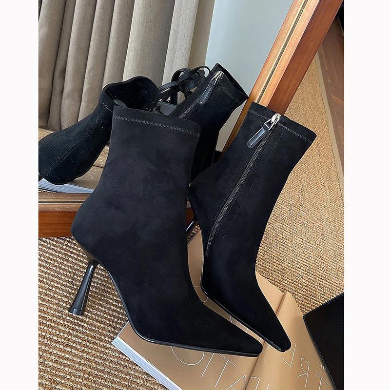 

Женские осенние новые полусапожки на высоком каблуке, на тонком каблуке, средней длины, с маленьким квадратным носком, из тонкой замши, эластичные 39 чёрный