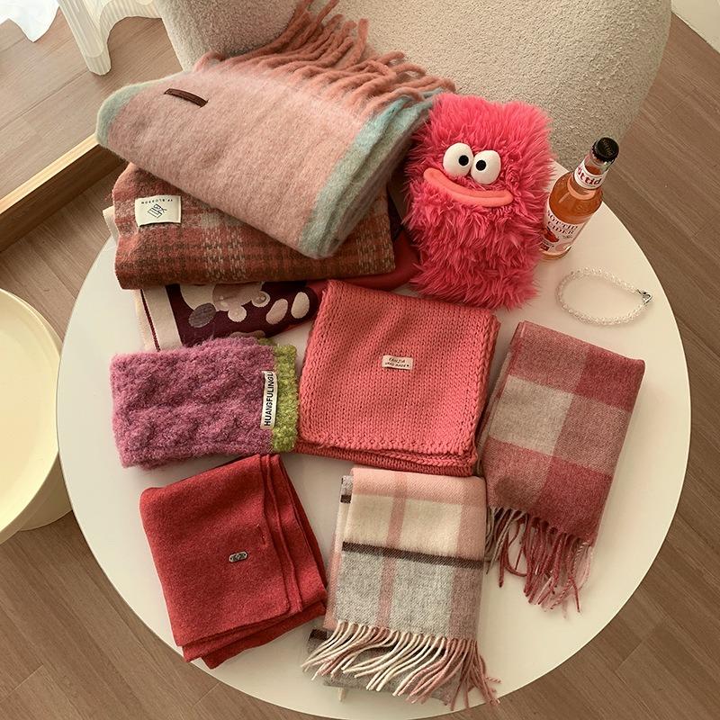 Pink scarf women's new autumn and winter high-end feeling raspberry powder warm shawl versatile scarf