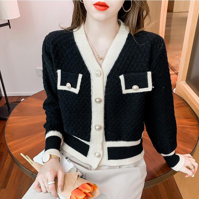 Single Breasted Knitted Sweater for Women Color Blocked Long Sleeved Sweater Women's College Style