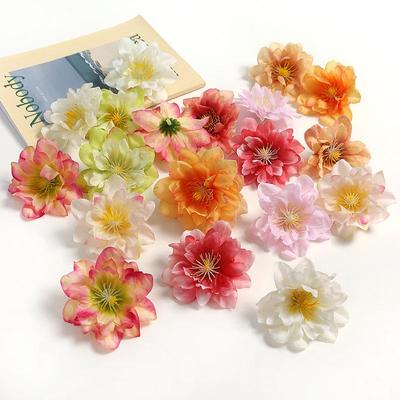 Woondecoratie – Decoratieve bloemen en kransen