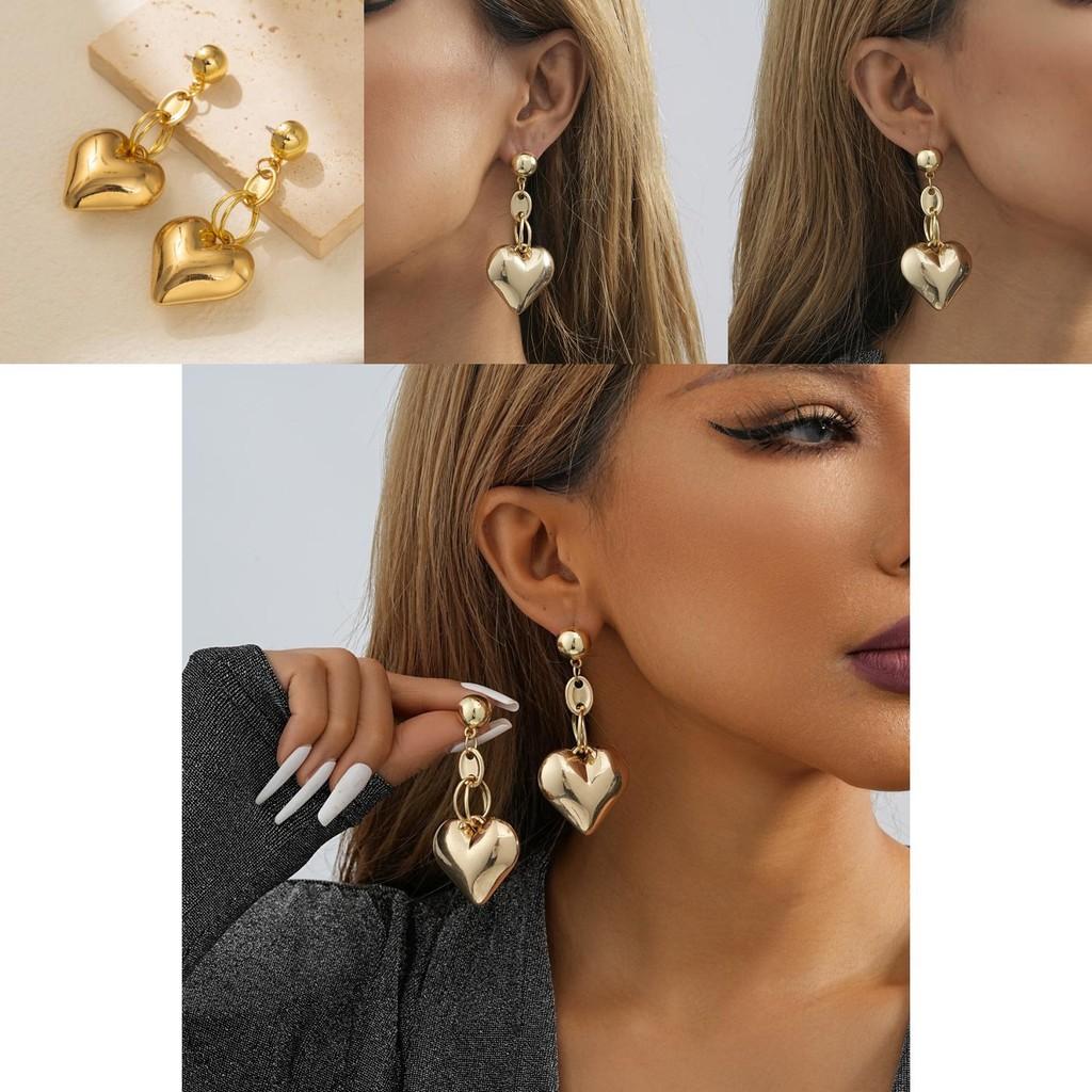 Fashion-forward Heart Pendant Earrings Gold Plated Studs Stylish Retro Geometric Design