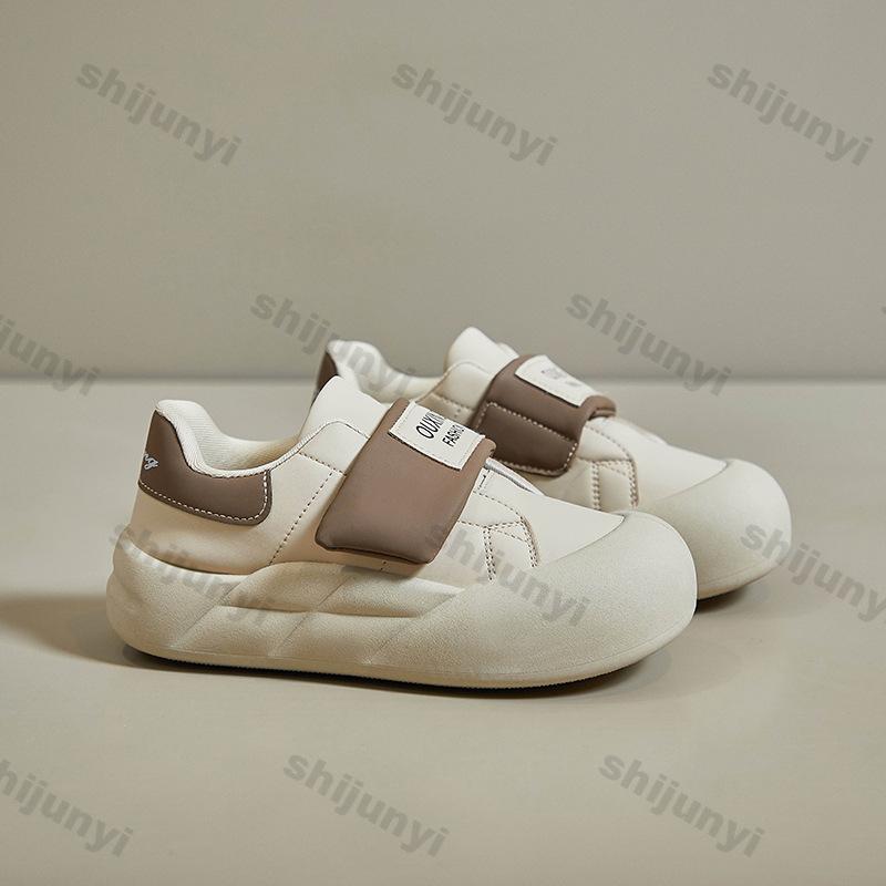 Fashion Women Sneakers New Sports Shoes Women Spring Fashion Soft Sole Comfy Sneakers Female Thick Soles Increase Casual Running Shoes