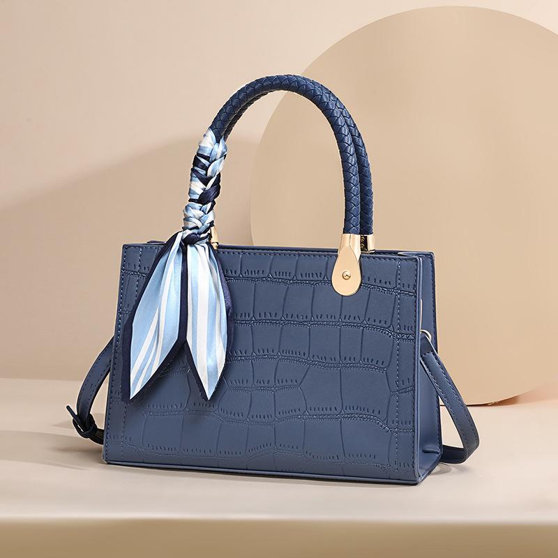 

Bridal Wedding Bag 2025 New Model Mom Bag Crossbody Small Bag High-end Commuting Light Luxury Handbag Bags Blue（viney）
