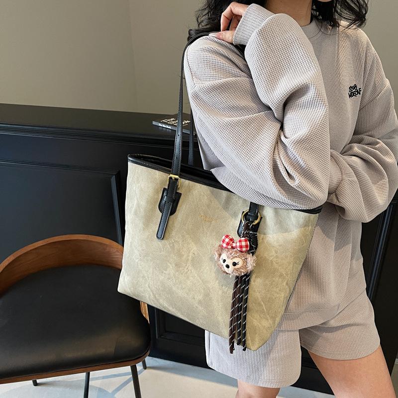 Large-capacity Bag Women's 2025 New Autumn and Winter Light Luxury Niche Versatile Commuter Bag Premium Texture Shoulder Tote Bag