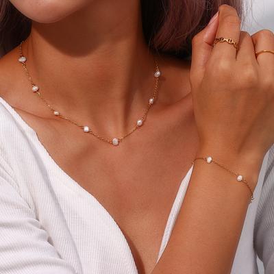 White  Imitation Pearl Chain Choker Necklace for Women Short Gold Color Clavicle Chain Necklace Jewelry Gift