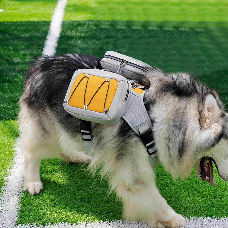 Large pet bag, dog self-backpack, dog bag, large-capacity dog backpack, snacks, going out to walk the dog, traction, explosion-proof rush