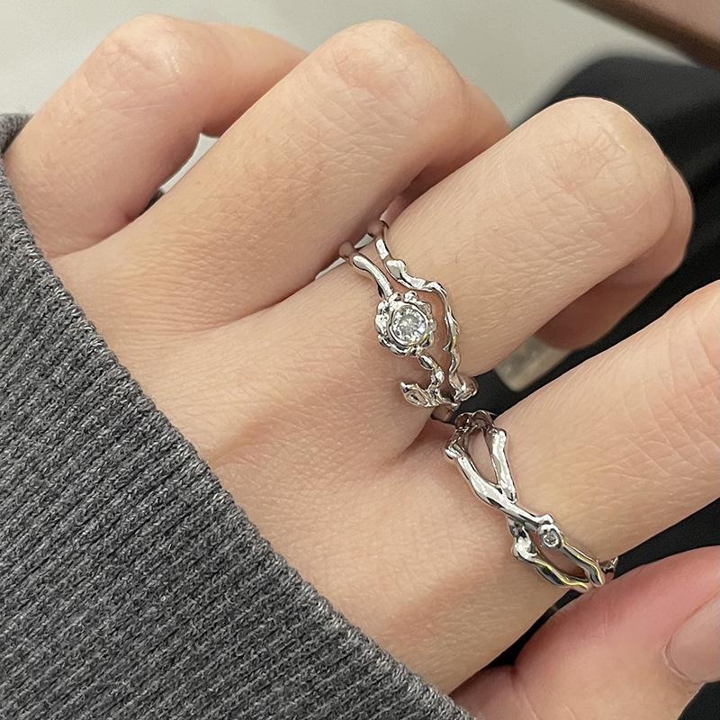 Romantic Niche Design Sense Of Roses And Thorns, Open Ring, High-End Sense, Slightly Inlaid Zircon, Girlfriends Stacking Rings