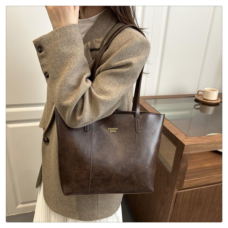 Large Capacity Faux Leather Tote Bag for Women Minimalist Casual Commute Shoulder Handbag