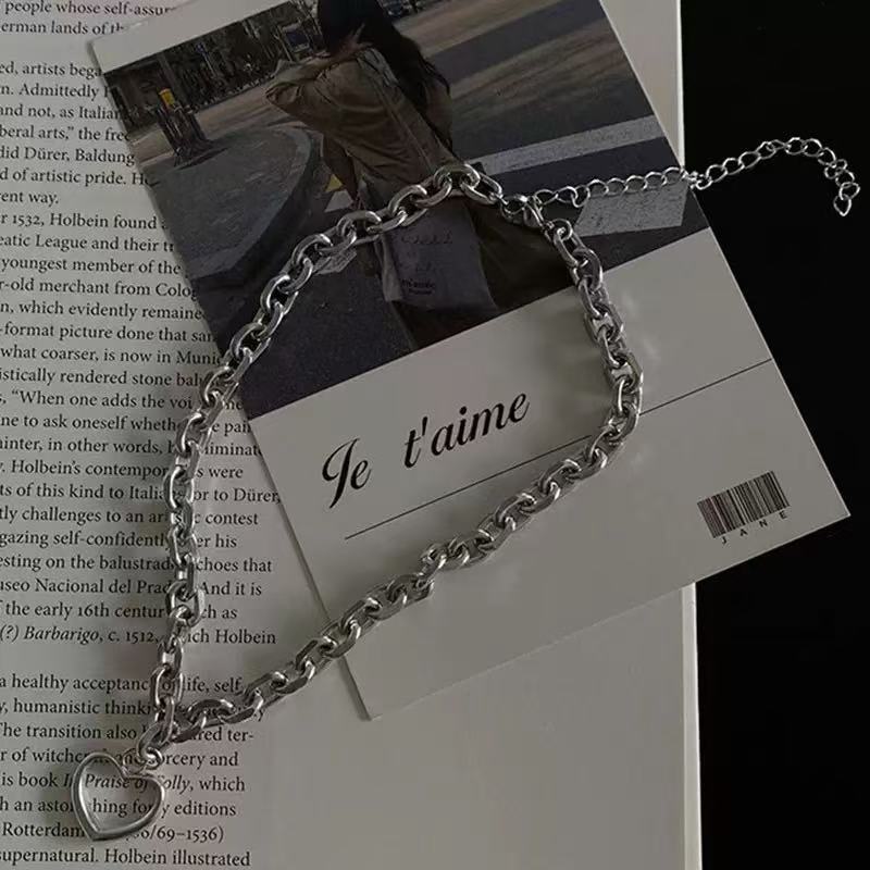 Fashionable Cute Bear Butterfly Pendant Necklace Multi - layer Design Alloy Jewelry for Women x10010