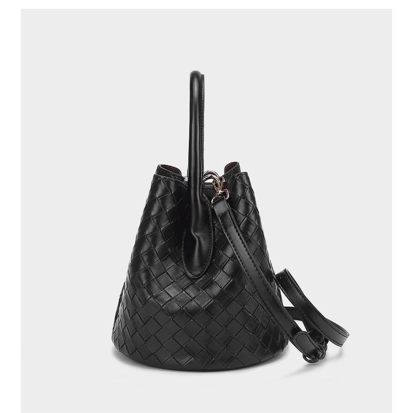 IELGY Ladies Cross-Body Bucket Bag Woven Large-Capacity Portable Shoulder Bag
