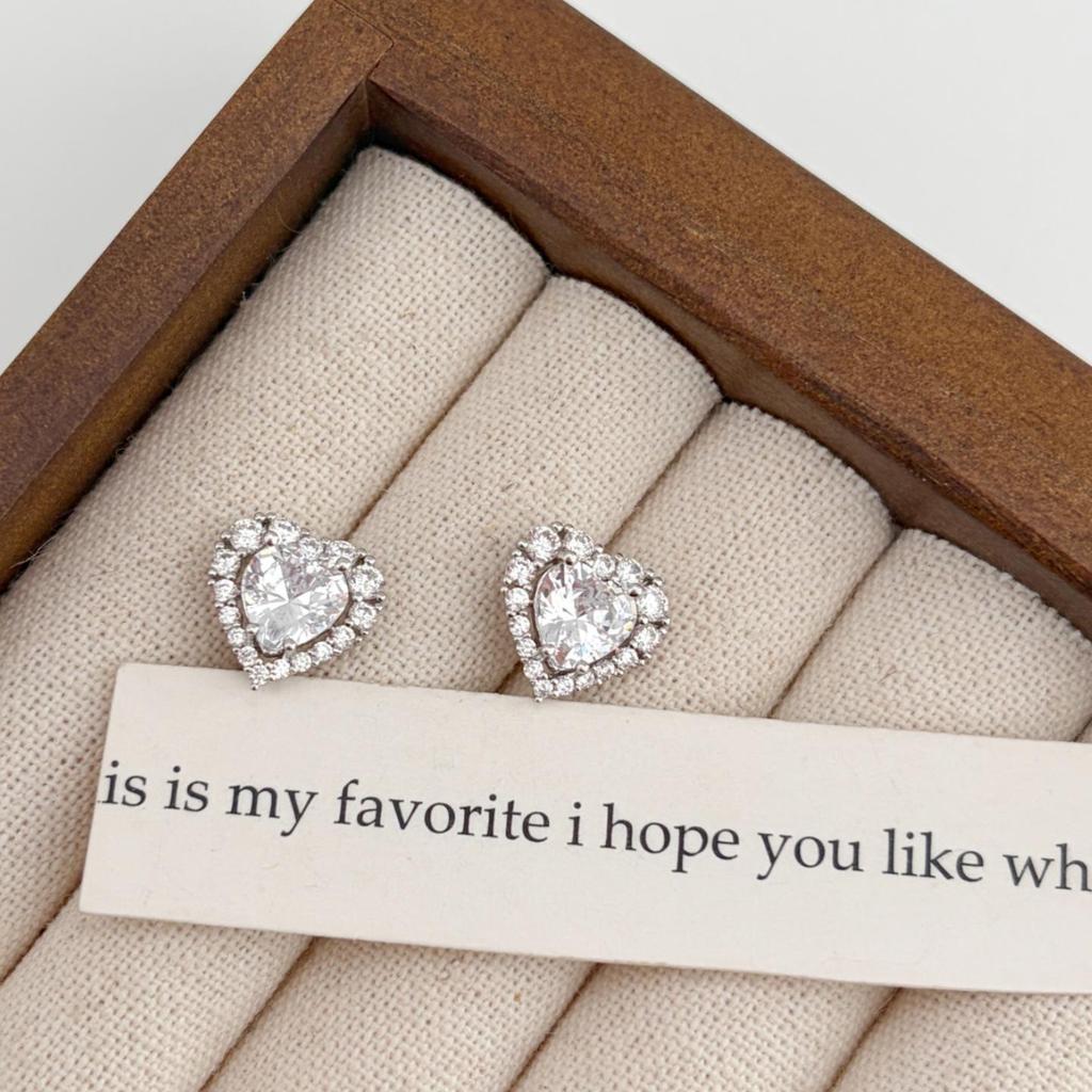 Heart Zircon Stud Earrings - Fashionable, Versatile, Romantic INS Style