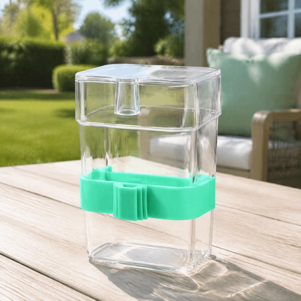 2 Pcs Dispenser Design Bird Water Dispenser Clear Parrot Water Feeder  For Parakeet
