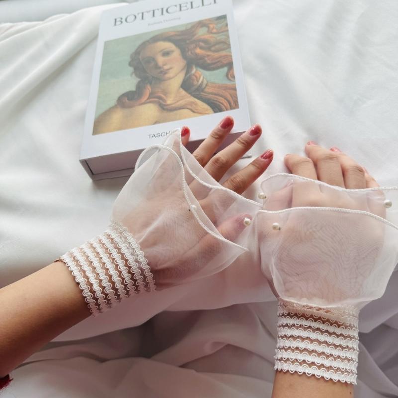 Elegant Lace Wrist Cuffs Breathable Mesh Gloves Pearls Beaded Layered Fake Sleeves For Women Fashion Sweater Accessories