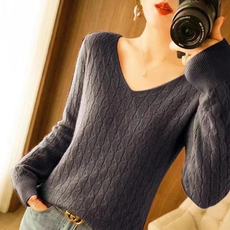 Loose Knitted Sweater Women's Thin Autumn and Winter Temperament Hollow Long-sleeved Bottoming Shirt Fashion Outerwear Top