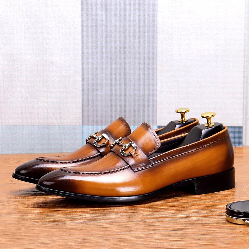 Fashion First Layer Cowhide Shoes Men Pointed Rubber Outsole Breathable Lofers Metal Decorative Slip-On Business Casual Leather Oxfords