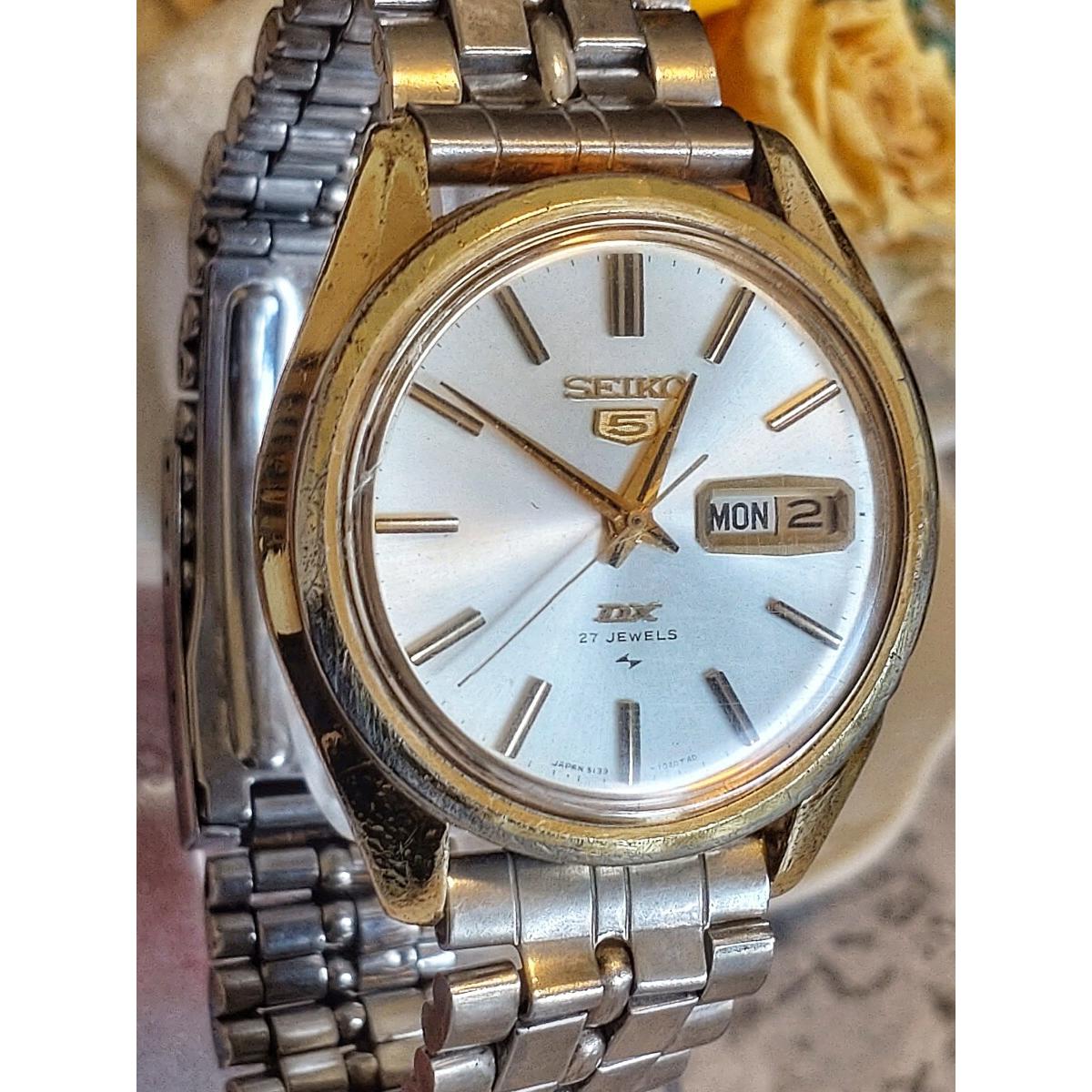 Working item SEIKO5 Seiko DX 27JEWELS Men s watch Day-Date Vintage Gold Silver Combi color automatic winding