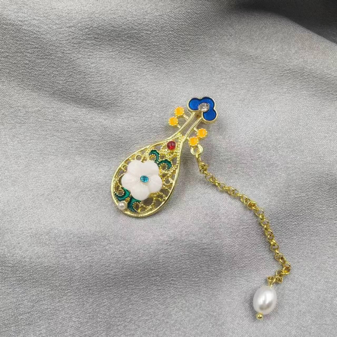 

Ретро китайская брошь-кисточка: Универсальная зеленая заколка для ханьфу ципао