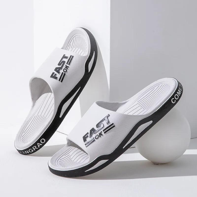 2026 New Men Slippers Fashion Soft Sole Men Flip Flops Outdoor Sporty Style Open Toe Sandals Man Home Bathroom Slippers Big Size