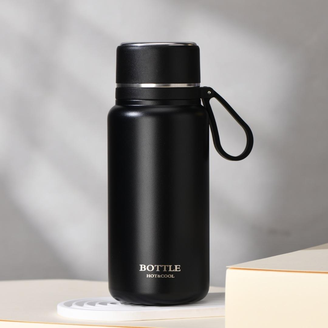 

Высокий уровень внешнего вида, портативная простая изолированная чашка для напитков, студенческая пара, сопровождающая чашка для воды, дорожная чашка, кофейная чашка из нержавеющей стали 650ml