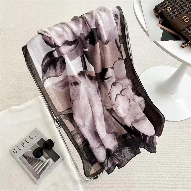 Autumn And Winter Warm Silk Wool Big Scarf For Women'S High End Double Sided Double Color Silk Wool Scarf Fashion Shawl