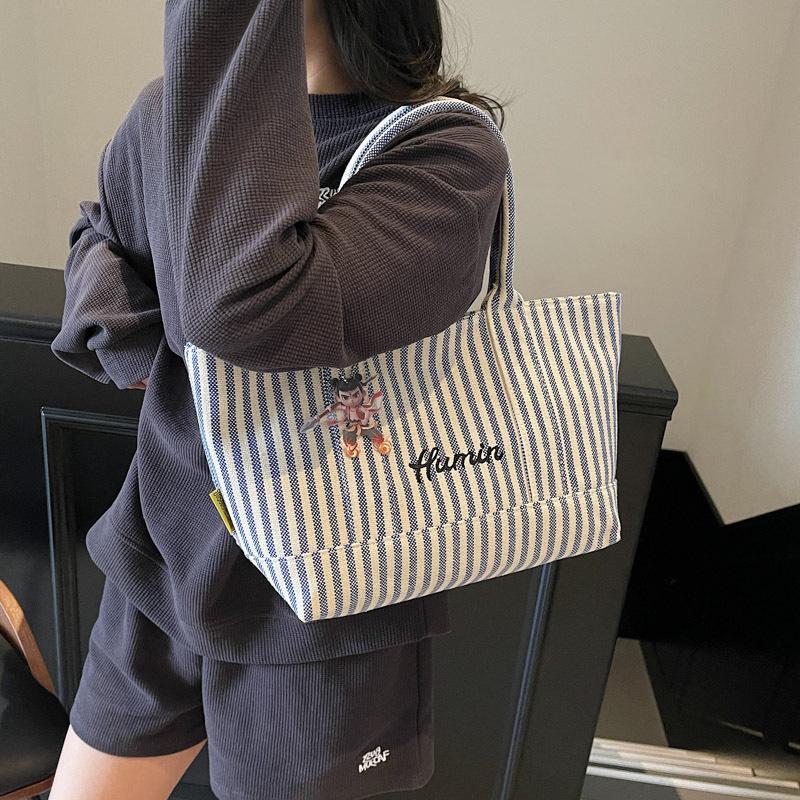 ins wind striped canvas handbag women's 2025 spring and summer large capacity tote bag shoulder bag travel bag