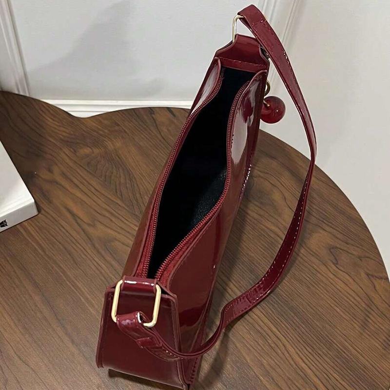 Yogodlns Vintage Retro Kabelka přes rameno pro ženy PU kůže Podpažní Crossbody Dámská Ležérní Kabelka Peněženka s třešňovým přívěskem