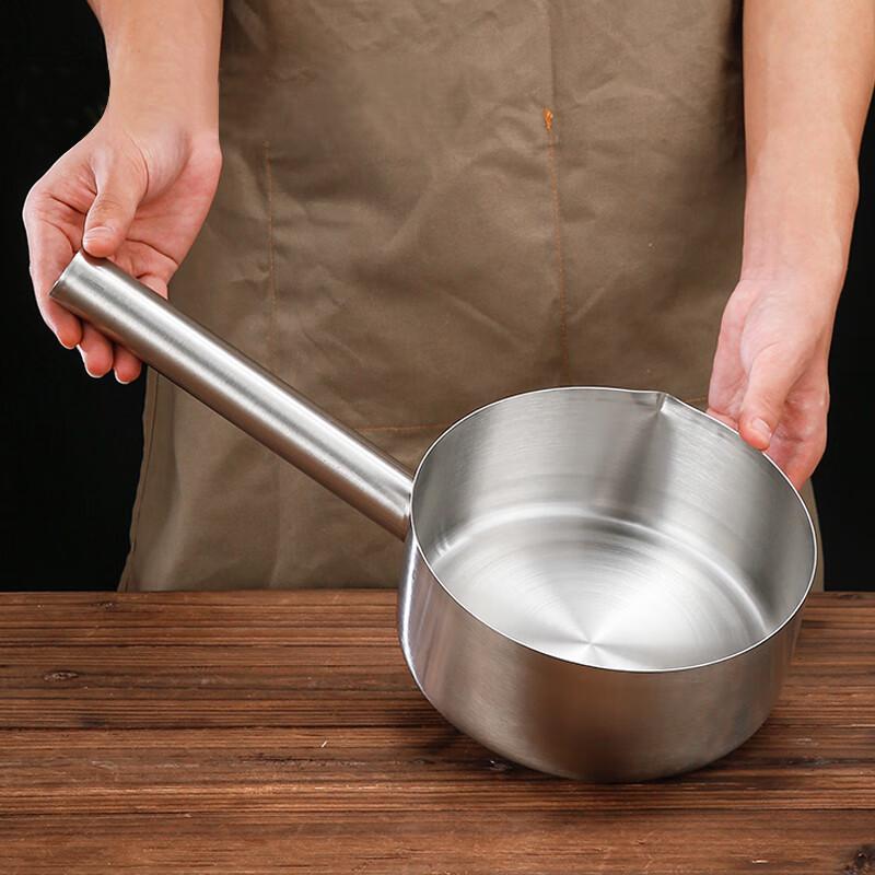 Xinji Gaoge Stainless Steel Spouted Water Ladle