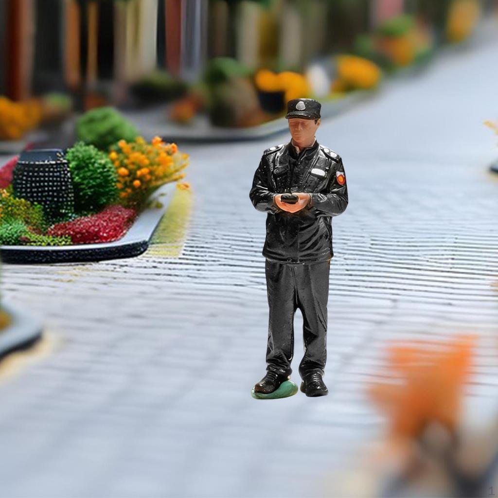1:64 Diorama Man Figure Micro Layout Collectible Decorative Resin People Model Miniature Figurine