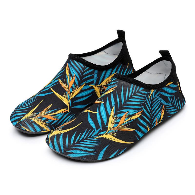 Beach Shoes Creek Shoes Outdoor Sports Breathable Wading Hiking Shoes Fitness Men's and Women's Non-slip