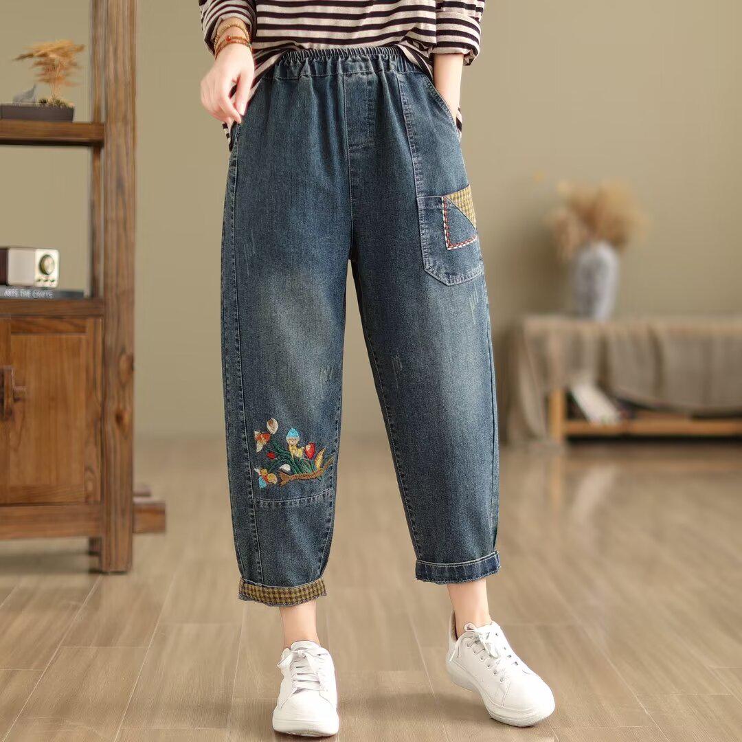 

Korean Retro Plaid Patchwork Denim Harem Pants - Nostalgic Embroidered Cropped Design for Women L синий
