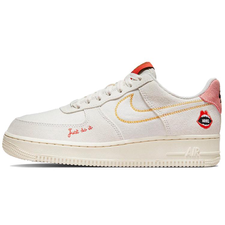 

Nike Жіночі кросівки Nike Air Force 1 Low Rock N Roll DQ7656-100 37.5