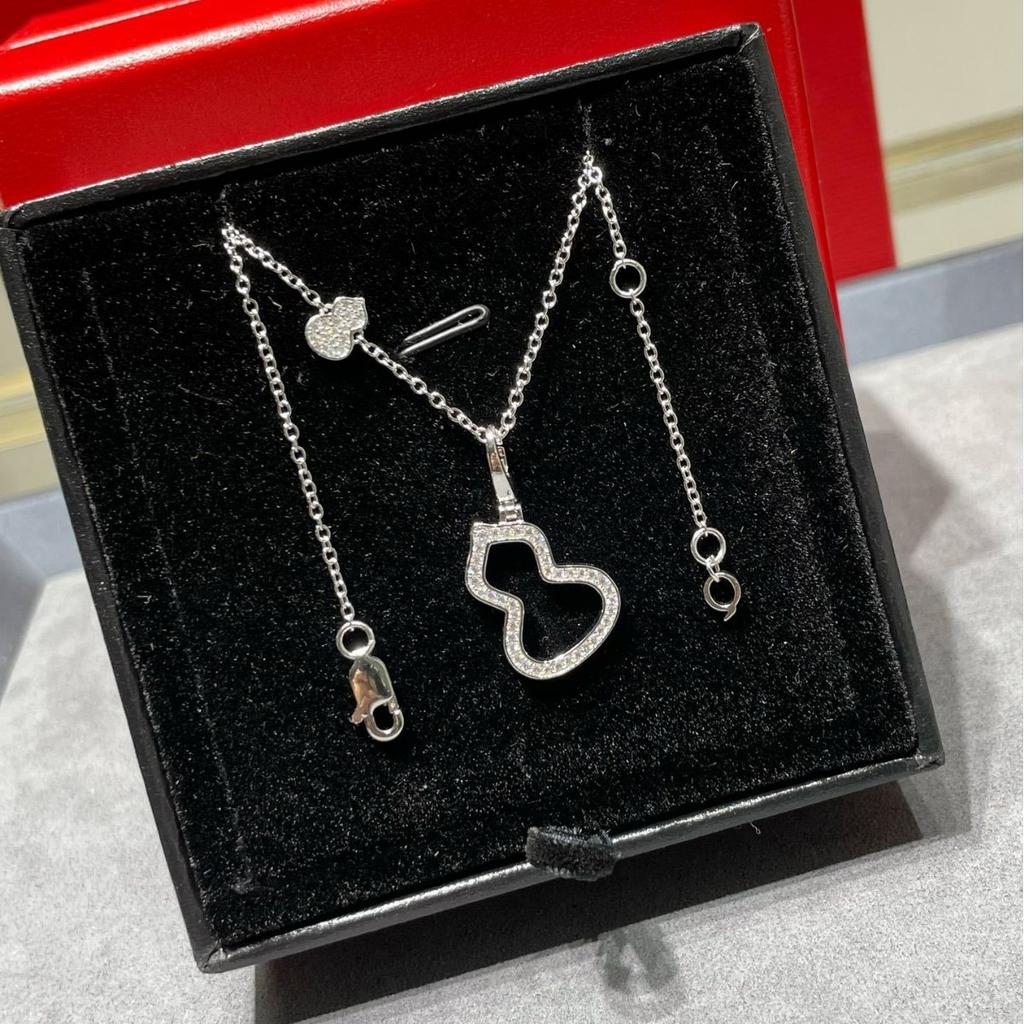 High Version V Jinqijia Diamond-encrusted Hollow Gourd Collarbone Necklace Female Straight