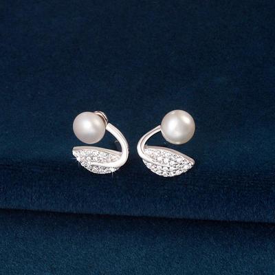 S925 Sterling Silver Leaf Pearl Stud Earrings: Elegant Diamond Design for Women