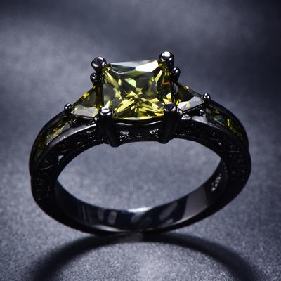 1 Pc Black Golden Color Princess Cut Olive Green Stone CZ Claw Rings Wedding Band Jewelry Valentine's Day Gifts