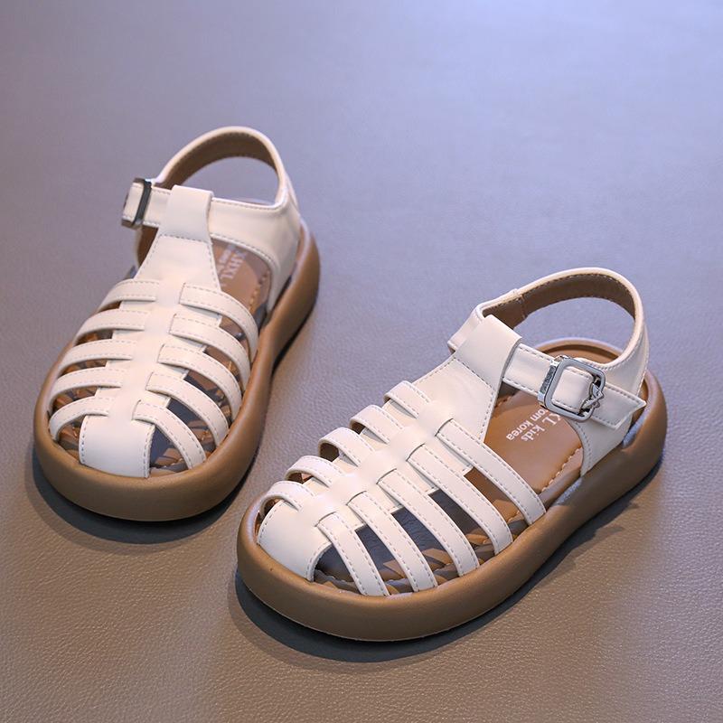 Kinderschuhe, Mädchen-Prinzessinnen-Sandalen, koreanischer Stil, geschlossene Zehenpartie, weiche Sohle, römische Strandschuhe für kleine Mädchen, rutschfeste Sportsandalen.