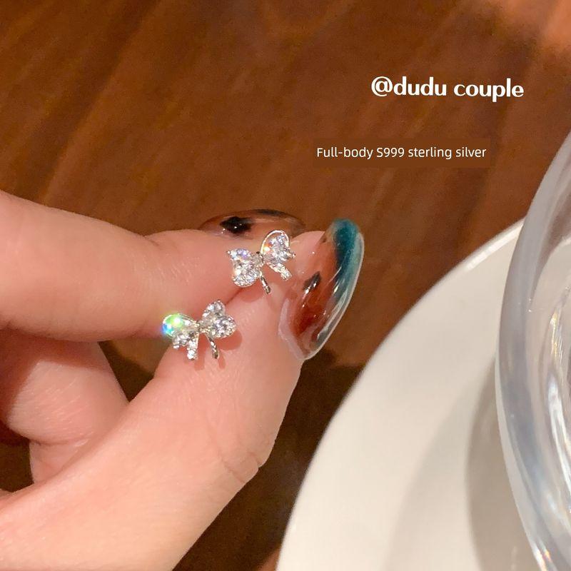 

Серьги-пусеты Dudu Couple S999 из стерлингового серебра с бантом и цирконом, ухаживающие за ушами, пусеты для козелка, для сна, не нужно снимать, серьги для женщин Bows earrings a pair of S999 full body Silver