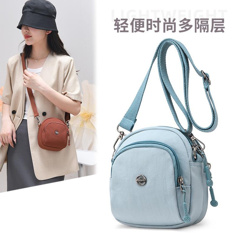 Trend Travel Handbag Versatile Shopping Shoulder Messenger Bag Light Anti-splashing Nylon Bag New Women's Small Bag