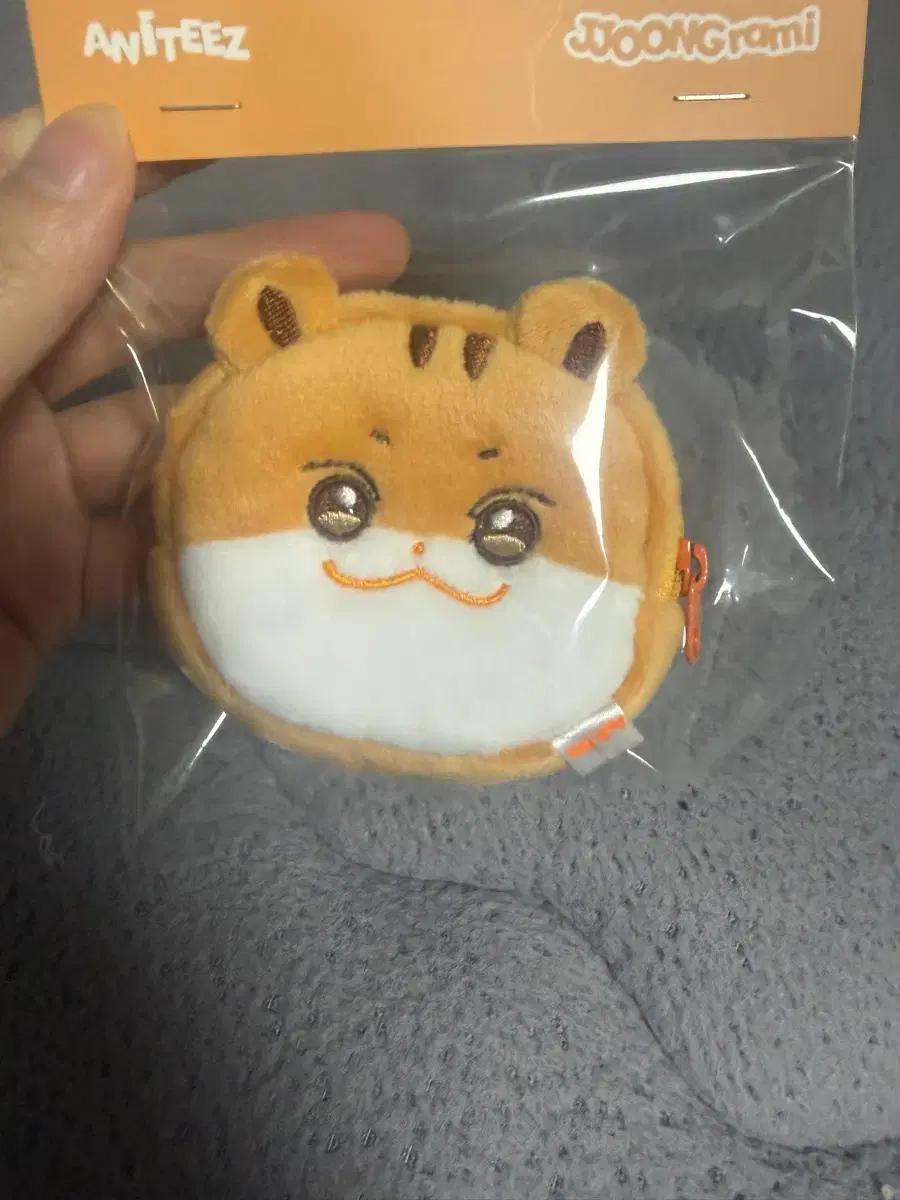 

ATEEZ Anity Hongjun Tsurami Backpack Pouch Key Ring Used