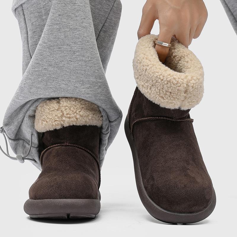 

Сноубутсы на толстой подошве одинаковы для мужчин и женщин. Модные универсальные бархатные теплые 2025 осень и зима новые хлопковые туфли и полусапожки 46 коричневый