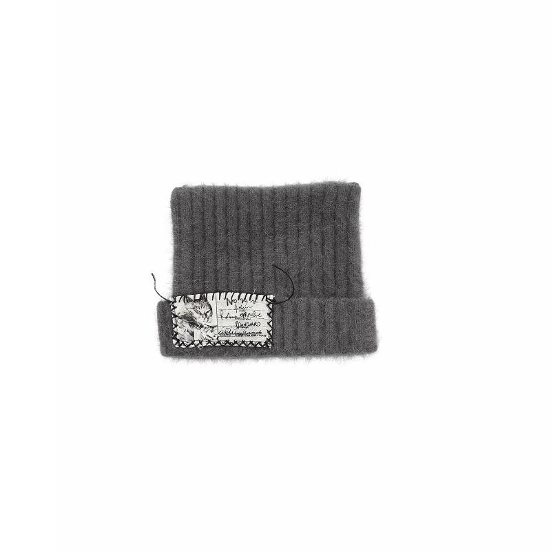 Sweet cat ears, hand-sewn label, solid color knitted hat, autumn and winter fashion versatile warm hat, showing the face, small headhat