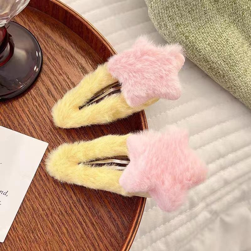 2pcs Cute Fluffy Pentagram Star Hairpins Star Plush Hair Clip BB Side Bang Clip Faux Fur Bobby Pin Barrettes Hair Accessories