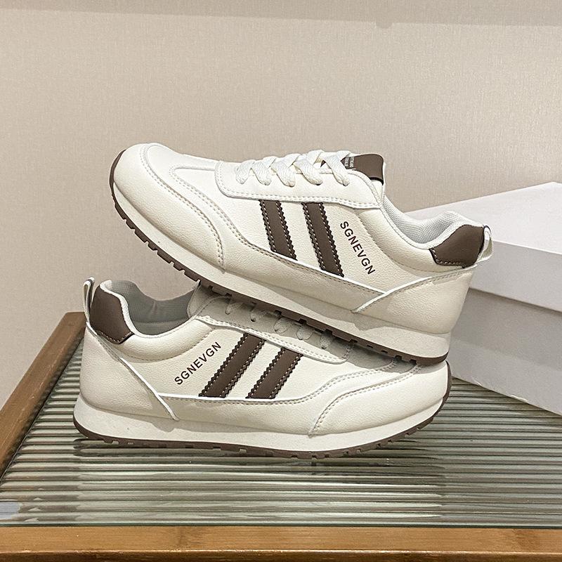 

2025 little white shoes women s spring new Korean version ins female students leisure sports versatile board shoes street shot LF903 40