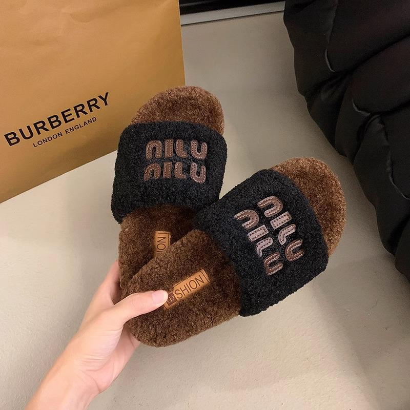 

Тапочки из овечьей шерсти женские для улицы на толстой подошве 2025 новый популярный осенне-зимний нескользящий продвинутый однословный хлопковый моп 35 чёрный