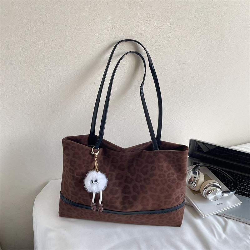 

Retro Leopard Print Tote Bag Fashion Popular New Versatile Shoulder Handbag Europe America Hot-sell Large-capacity Commuter Bags 35x10x22cm кофейный