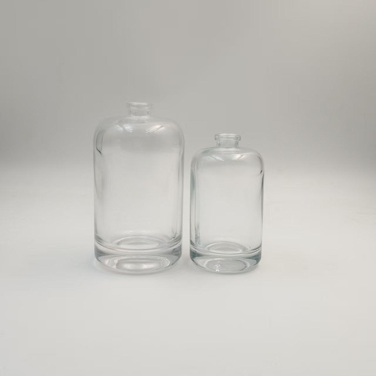 Transparent Glass Perfume Spray Bottle for Cosmetics