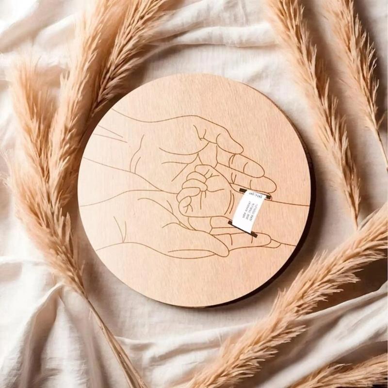 Baby Birth Wooden Board Hospital Bracelet Holder Engraved Detail for Newborns Photography Session Family Gift