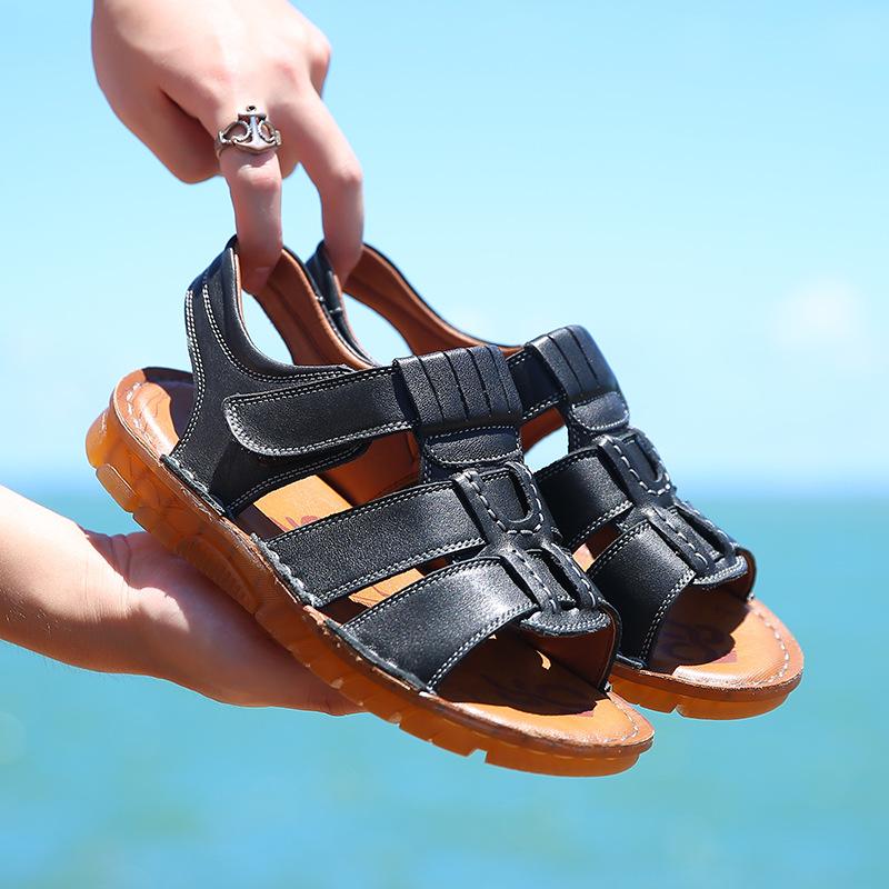 2024 Kvalitní Pánské Sandály Léto Sandály z Pravé Kůže Pánské Venkovní Ležérní Lehké Sandály Módní Pánské Pantofle Velikost 38-46