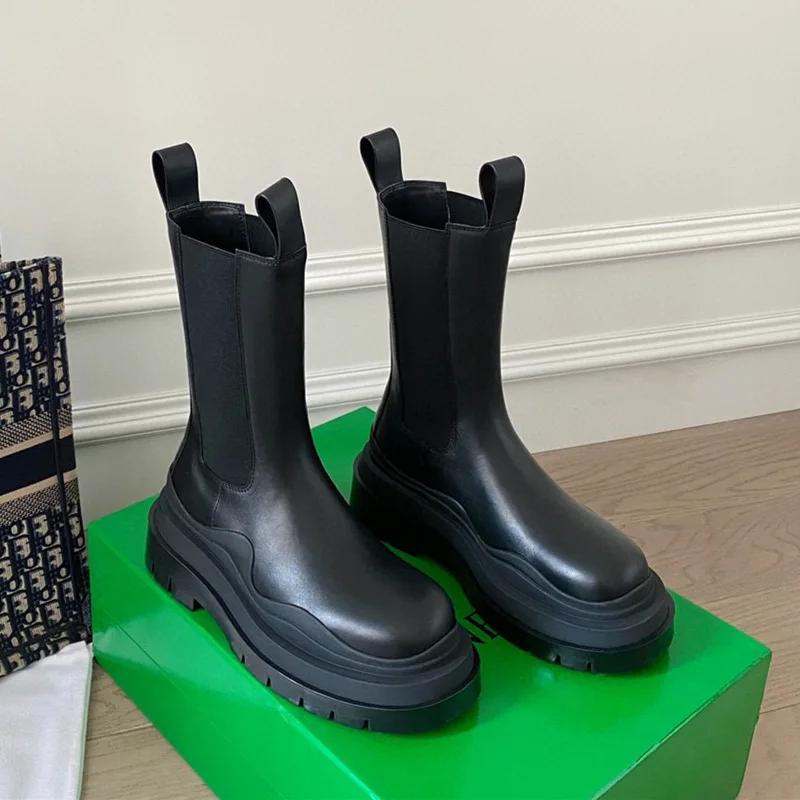 Fashion 2025 New Chelsea Boots Women/man Couple Models Platform Mid Boots Round Toe Slip On Rain Boots Leather Fashion Large Size Shoes