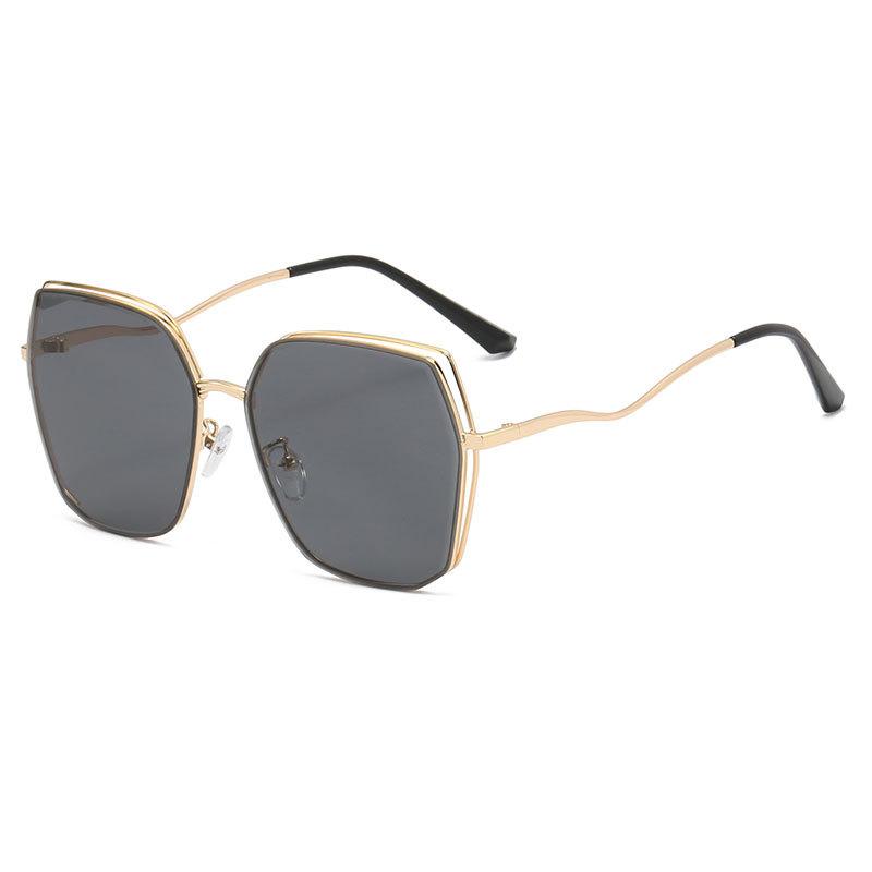 

New metal full frame personalized driving cycling sunglasses travel hollow frame sunglasses light color film